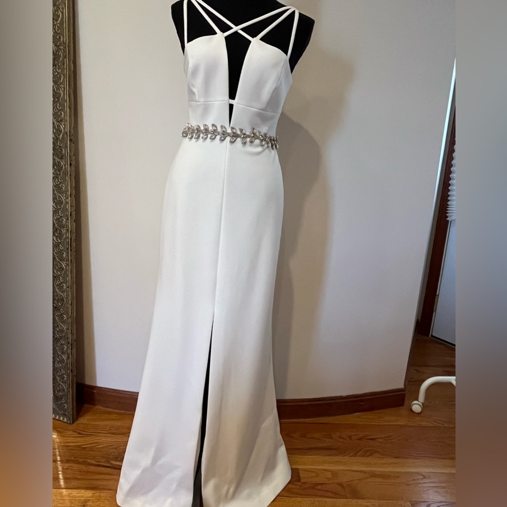 Evening or wedding gown